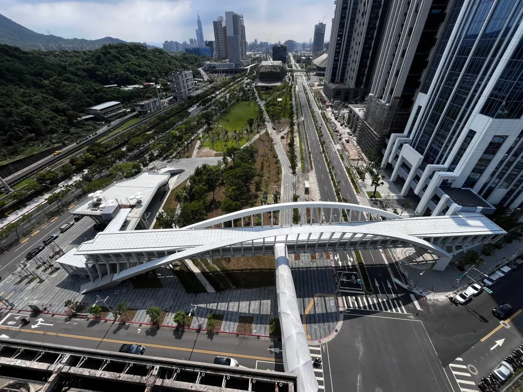 南港立體連通平臺開放使用　周邊景點春節共遊更好行
