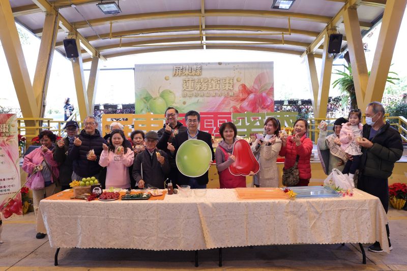 屏東週甜蜜登場！蓮霧蜜棗麵包台北希望廣場熱情開賣