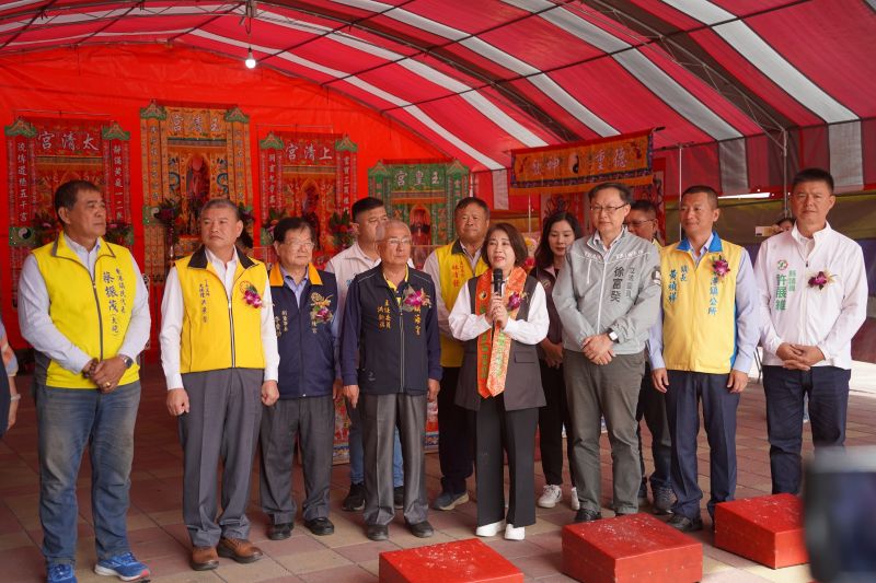 屏東縣115年跨宗教祈福溫暖啟動！縣長首站赴東港鎮海宮 為全縣鄉親點亮平安年