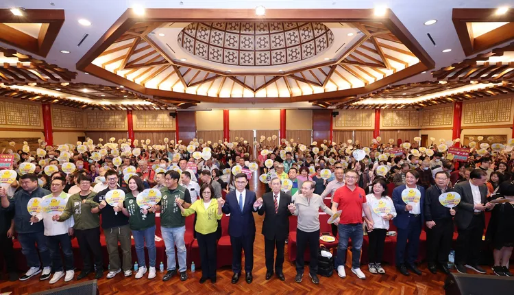 賴瑞隆接受專訪：唯一具有高雄市政歷練的參選人　接手市政無縫接軌