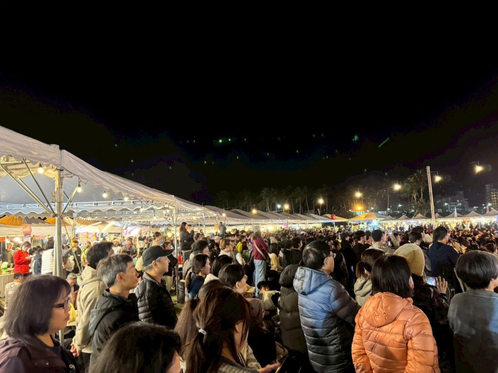 跨年夜吸金破千萬  186攤市集、加倍券引爆臺東縣在地消費力