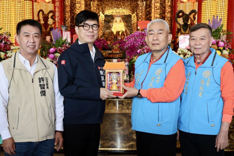港灣新聞網／春節走春參香拜廟！