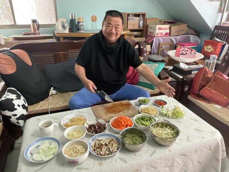港灣新聞網 張競博士專欄 / 採買年貨備年菜，人間節慶煙火氣