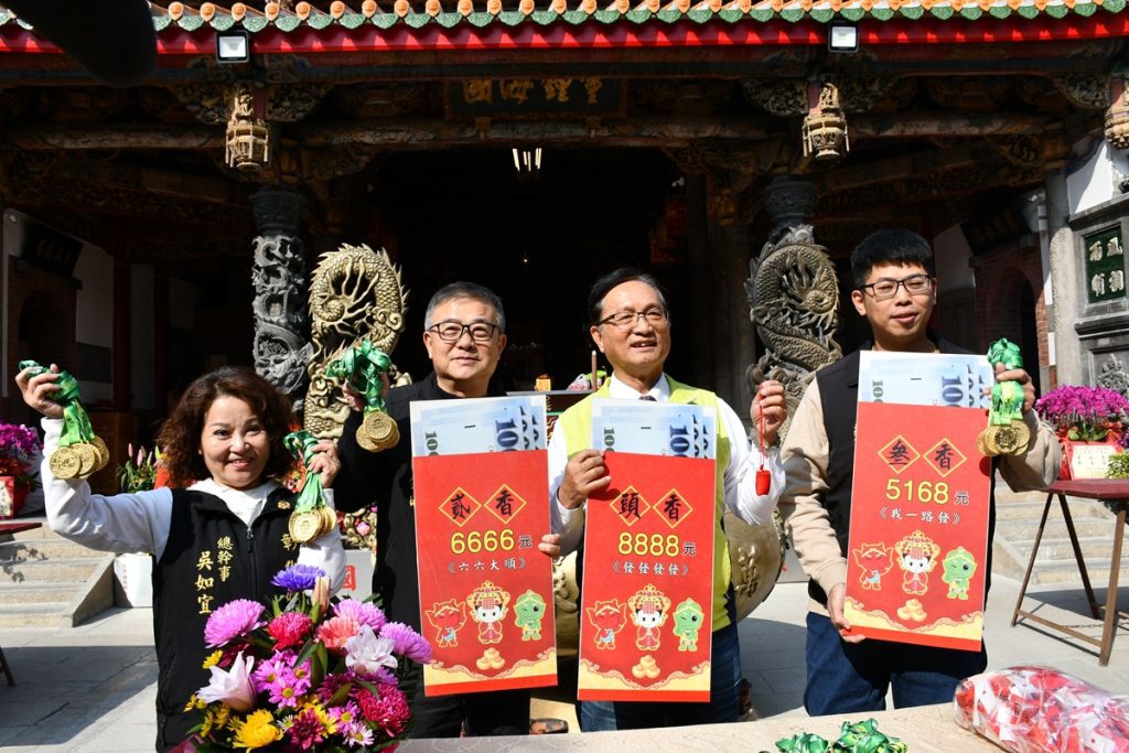 影音/南瑤宮恢復除夕路跑迎頭香  參加者每人都可領香火袋保平安