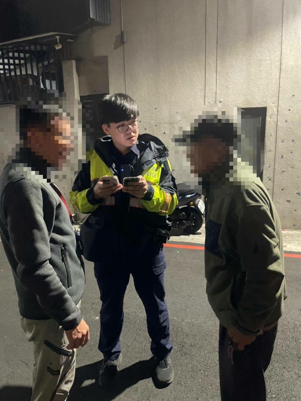 老翁迷途數小時　鼎山警貼心護送返家