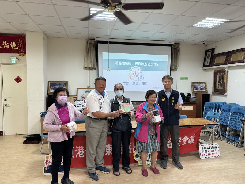 港灣新聞網／AI詐騙升級！東港警深入社區揭「冒充親友借錢」新手法