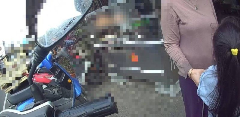 港灣新聞網／女童迷途公園崩潰大哭！東港暖警即刻伸援助返家