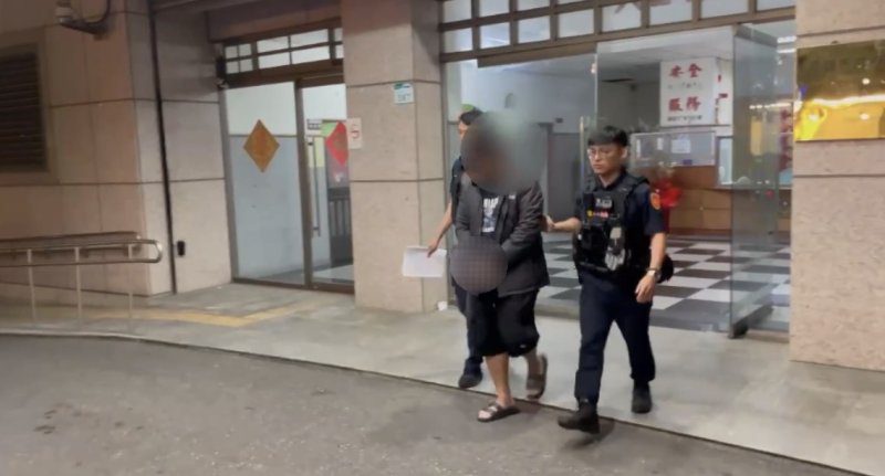 港灣新聞網／全台11案通緝犯落網！竟因紅線違停被警盯上當場逮捕