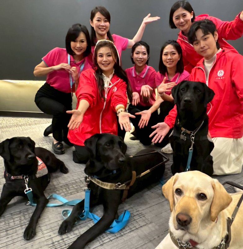 港灣新聞網／療癒力量爆發！公益音樂會攜手導盲犬協會　展瑞董仔暖心現身
