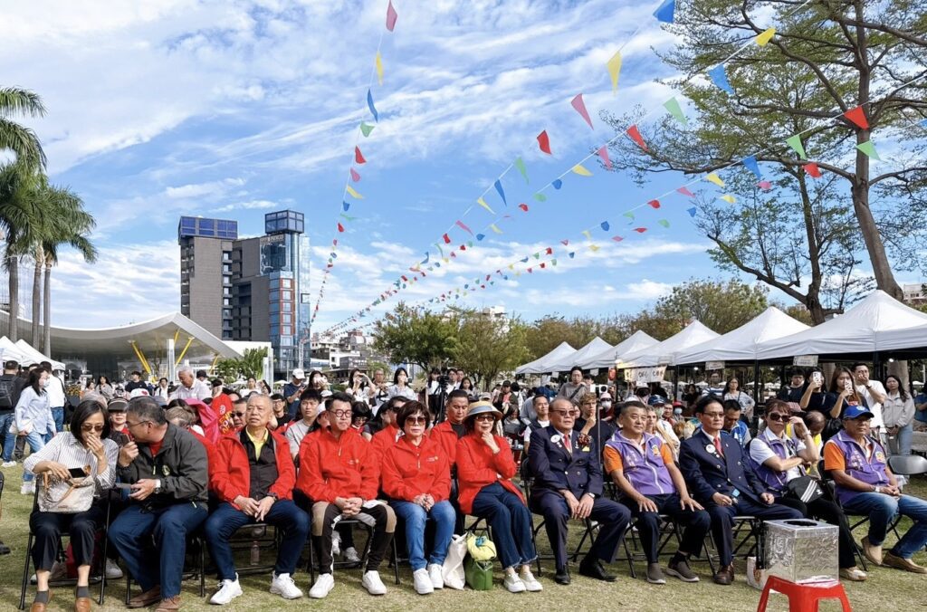 獅扶聯手「歇喘市集」 高市中央公園溫暖特殊兒家庭