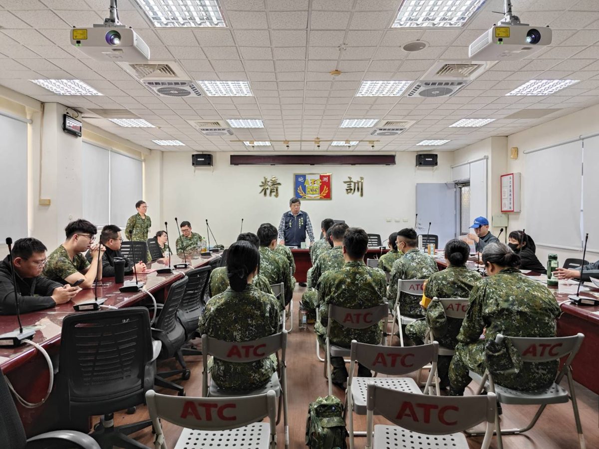 榮服處前進砲測中心   宣導退役官兵權益