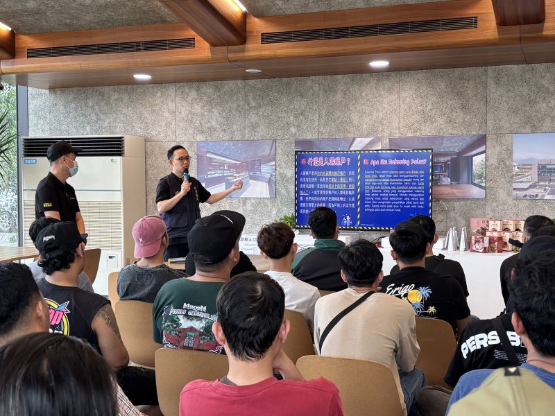 屏東警分局與台畜公司跨域合作辦理外籍移工犯罪預防宣導　暨屏市警訊