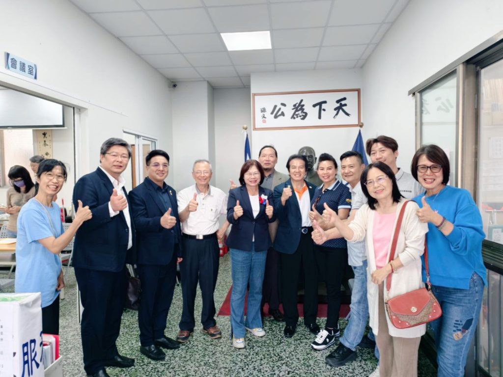 中華日報總編輯姚正玉登記參選安南區市議員　強調將延續2萬9000份信賴