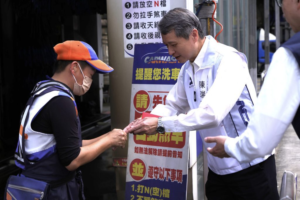 開工首週送暖！新北勞工局長慰問基層     發放「馬祥厚運」福袋感謝春節辛勞
