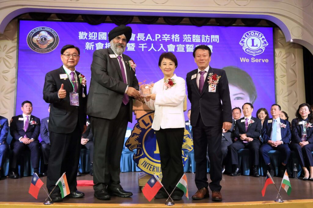 千人獅友齊聚台中宣誓投入公益　盧市長：愛與善的開始