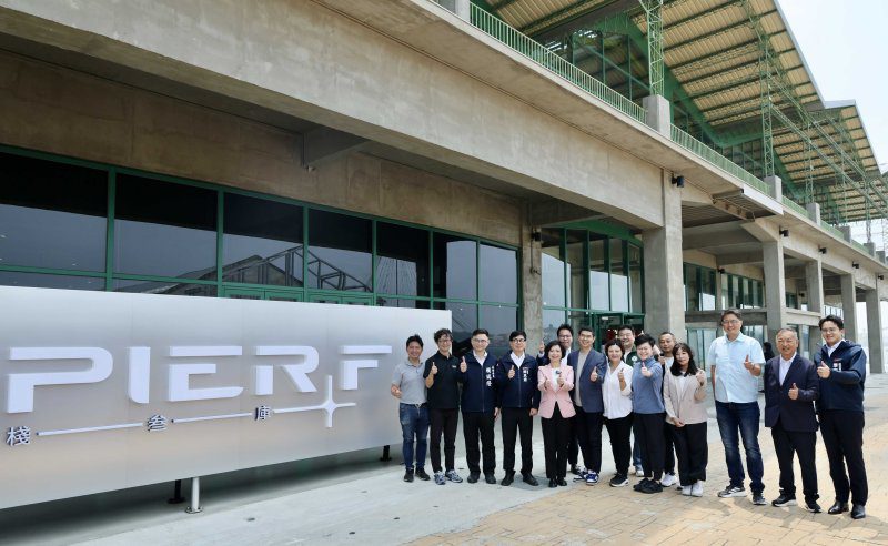 港灣新聞網 / 立委何欣純率台中市議會參訪高雄AI基地　陳其邁拋「主權AI」深化智慧城市