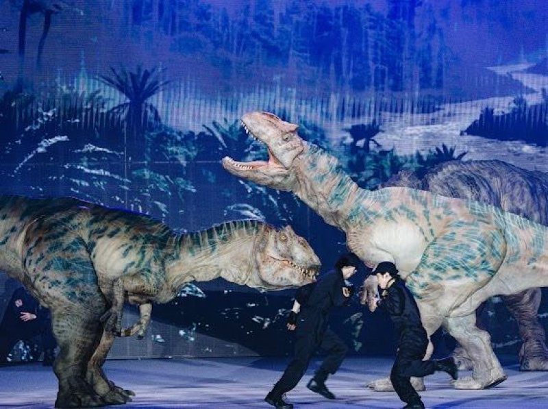 港灣新聞網 / 破百萬人朝聖！高雄兒童節「恐龍酷樂園」引爆衛武營親子熱潮