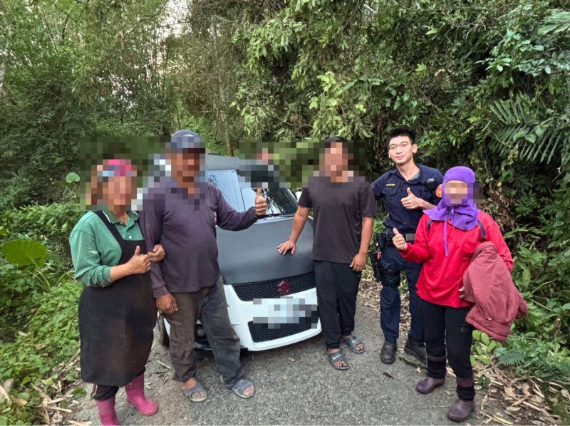 港灣新聞網 / 山區林道受困！暖警化身搬石工　揪農民合力救援脫困