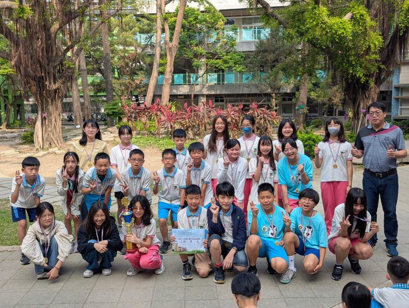 港灣新聞網 / 路竹國小跳繩隊奪冠！605班默契爆發勇奪高雄市冠軍