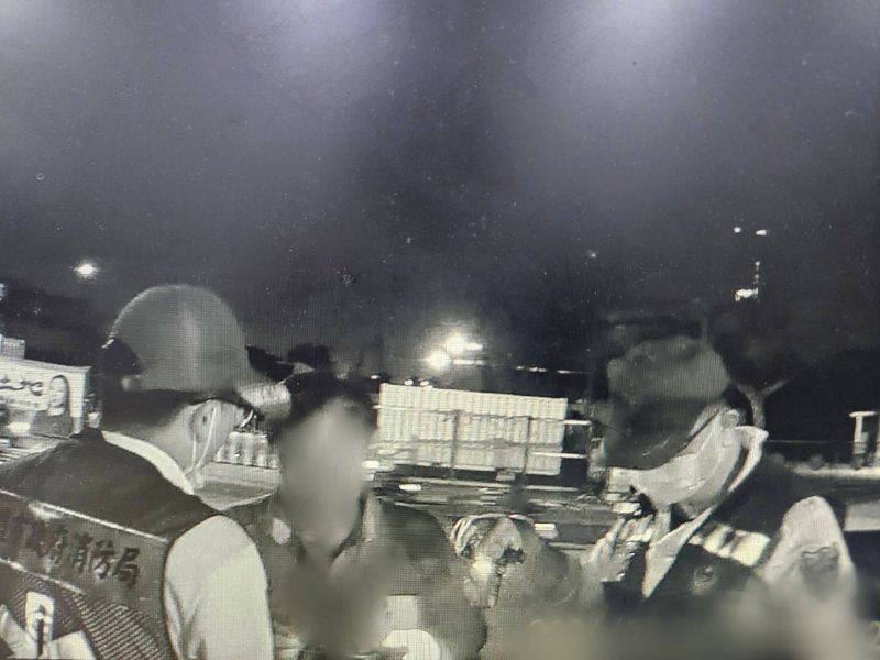 港灣新聞網 / 中安路行車糾紛升級爆衝突！駕駛互不禮讓釀擦傷　警方依法裁罰