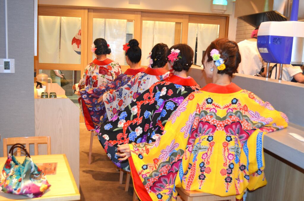 新古典美人藝術旗袍聯誼會會姊　前往日本暢遊沖繩