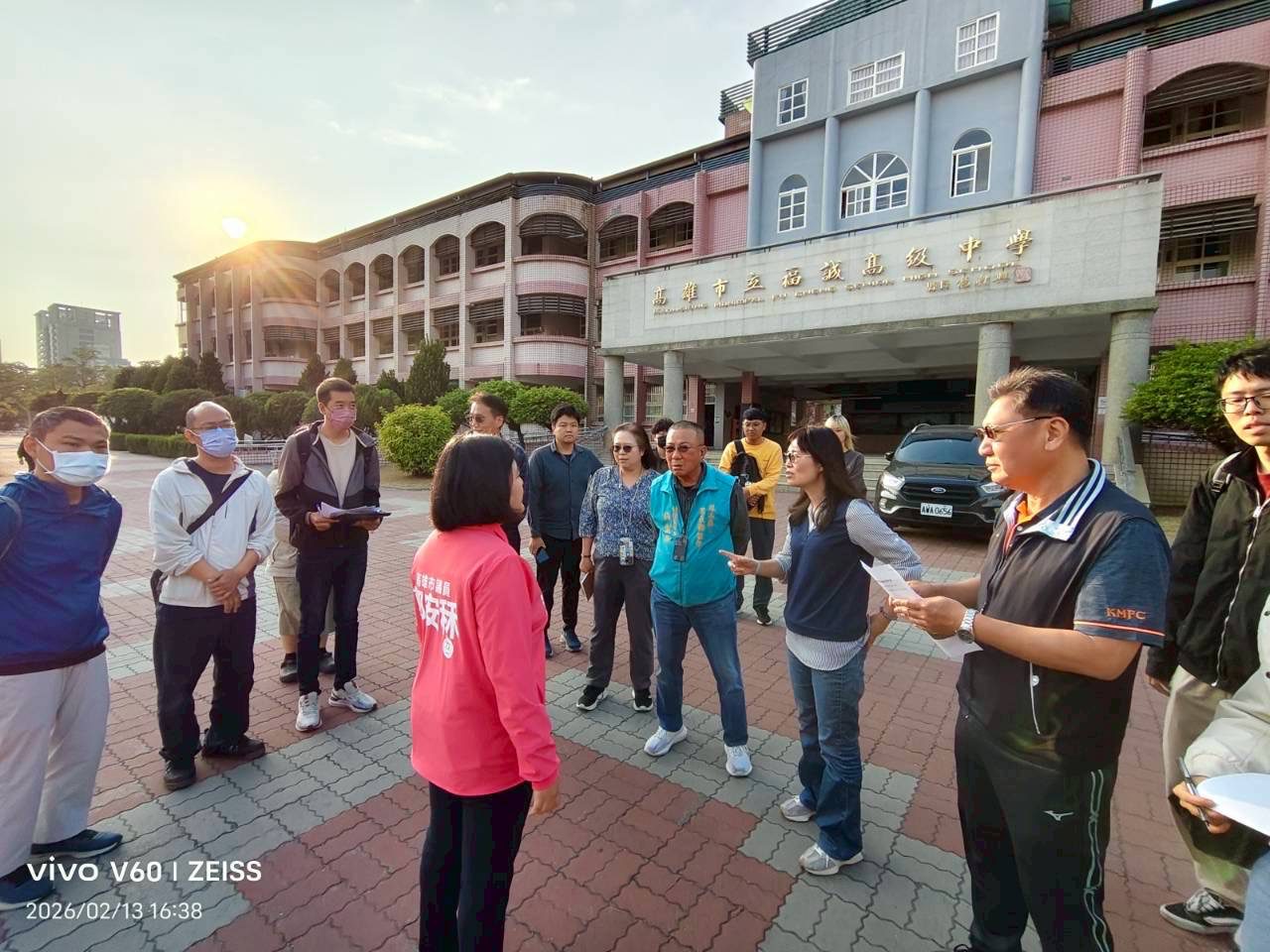 鳳山區議員鄭安秝爭取福誠高中通學步道照明改善 教育局核定補助58萬元 守護學生放學安全