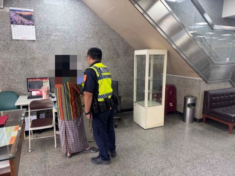 誆稱保證獲利　內埔警與華南銀阻詐成功記內埔警訊