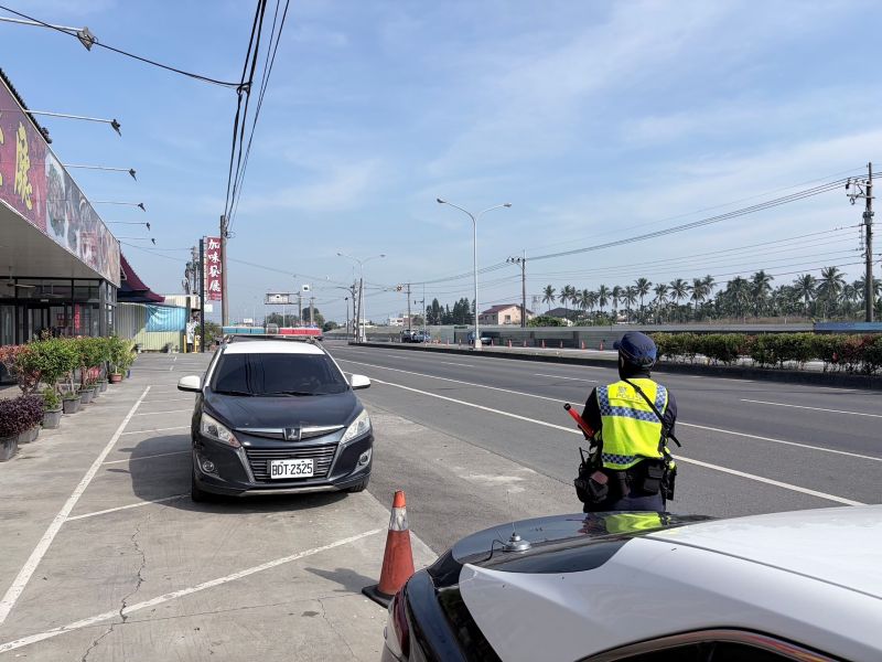 守護行人路權　里港警4月27日起啟動大執法專案暨里港警訊