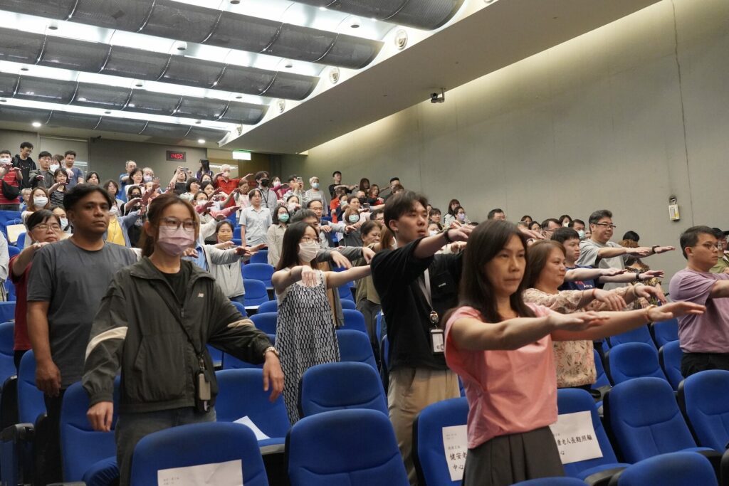 從被動照護到主動養生！新北推平甩傳愛方案     長輩化身教練帶動機構活力