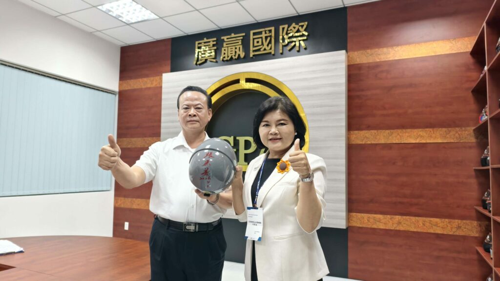 雲林旅外企業心懷社會公益精神　廣贏國際公司捐贈安全帽遍及海內外