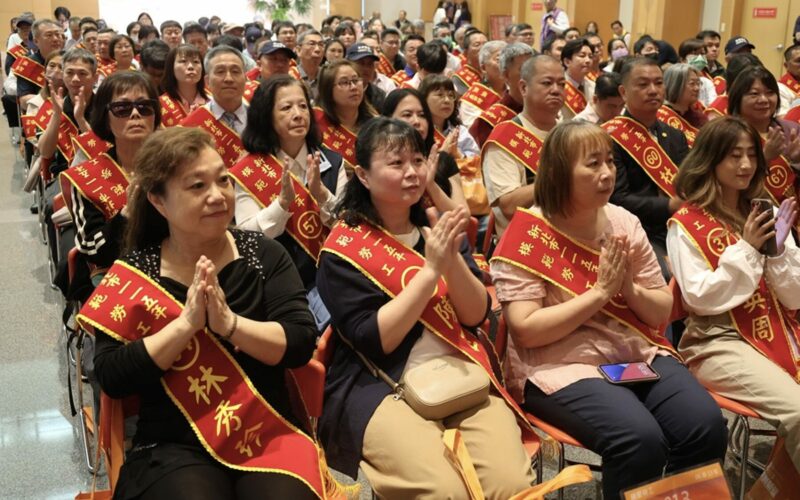 挺勞工、護運將！新北表揚 243 位代表     感謝模範勞工與優良駕駛默默付出