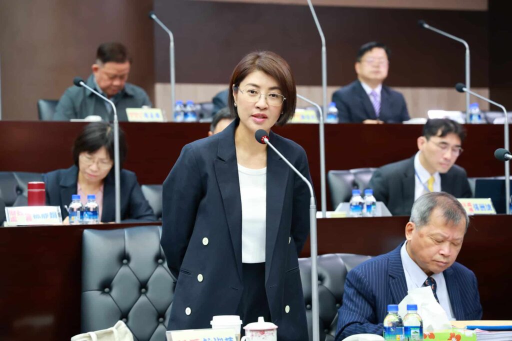 南投縣長許淑華父親許天送辭世　將暫時告假數日　陪伴父親最後一程