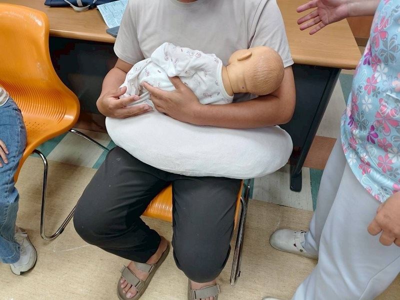 母乳哺育支持網絡　溫馨迎接母親節