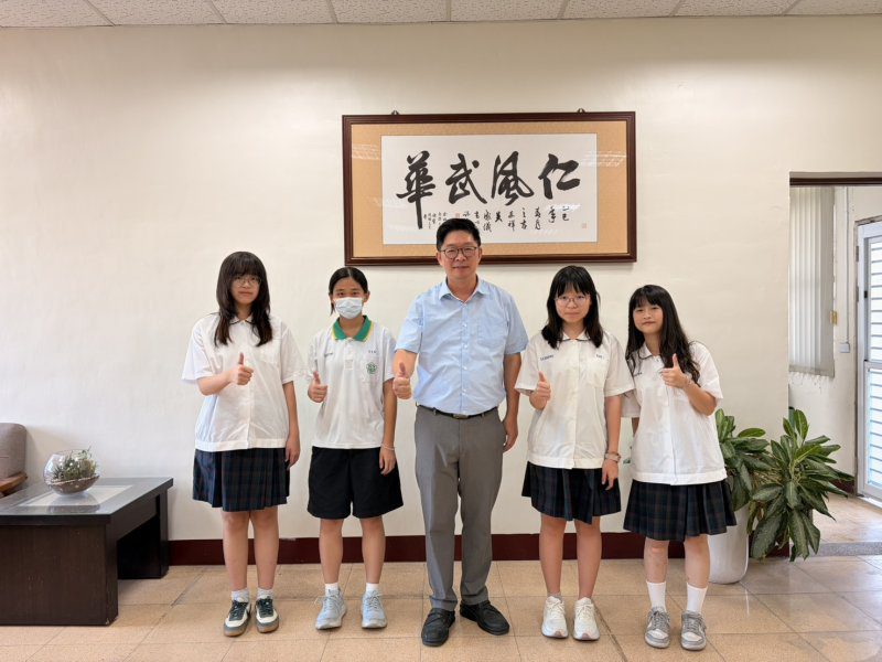 港灣新聞網 / 直通加拿大名校！仁武高中「台加2+1雙聯學制」啟動　學生暑假赴海外拚國際競爭力