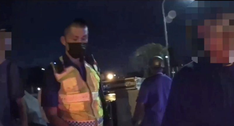 港灣新聞網 / 廟會高空煙火炸翻鳥松！仁武警快打壓制　19件違規全開罰送辦