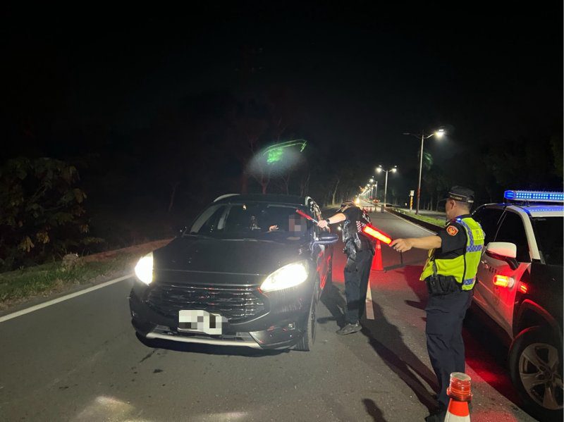 港灣新聞網 / 新北毒駕奪命震驚全台！內埔警強力掃蕩「喪屍煙彈」　今年已查獲44件毒駕