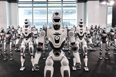 眾擎機器人深圳智能製造基地啟用 首批T800人形機器人量產下線交付