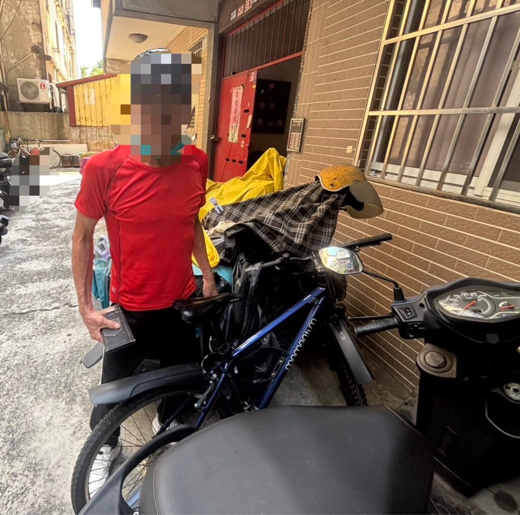 貪偷萬元鐵馬妄想全身而退？前鎮警調監視器一路追人　賊星該敗當街現形落網
