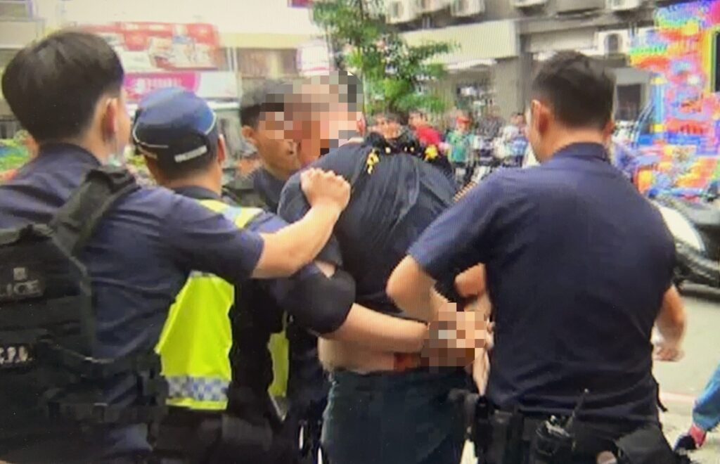 【強壓制、嚴蒐證、速偵辦】苓雅局雄警壓制送辦《永泰路廟會鬥毆》案肇嫌五人