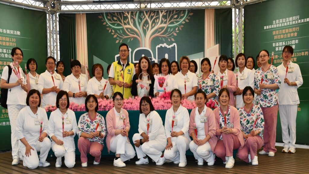 慶祝國際護師節  彰化市公所贈護理人員香皂花賀節兼打氣