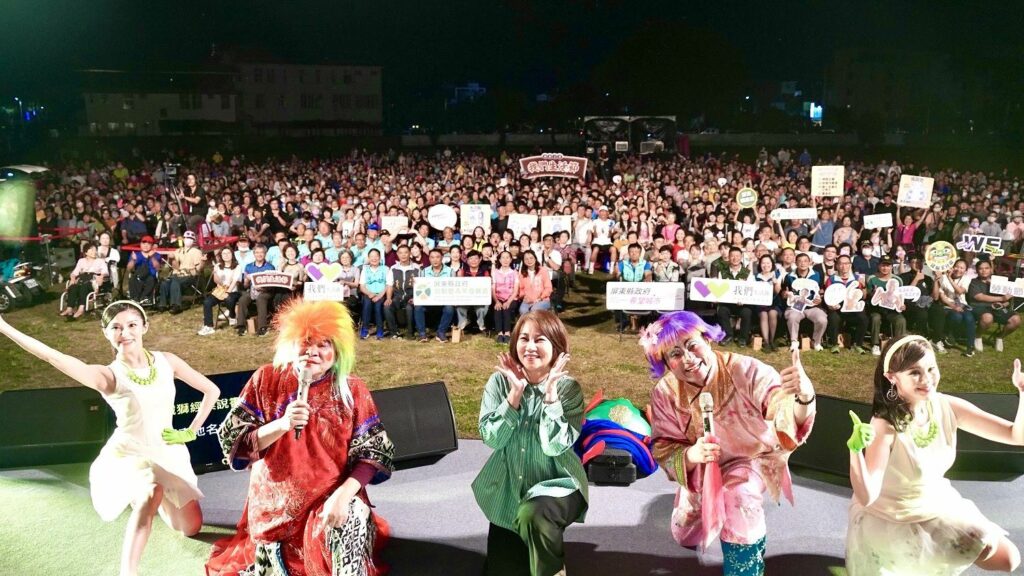 鐵獅玉玲瓏二訪萬丹鄉 　8000人嗨翻《我們生活節》