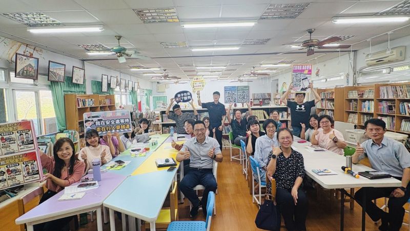 枋警跨域強化校園宣導　防詐及交安齊上線暨枋寮警訊