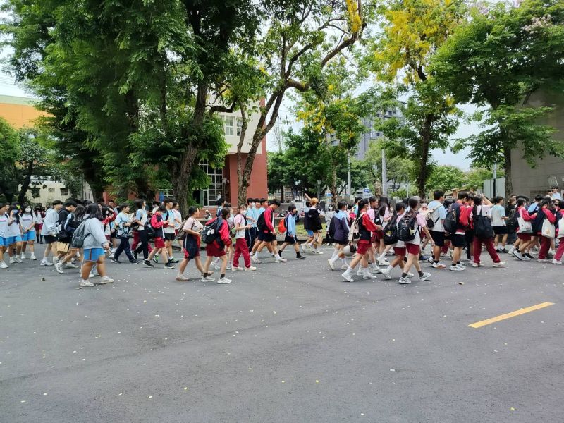 115年國中教育會考圓滿完成　縣府提醒留意後續升學申請期程祝福考生金榜題名