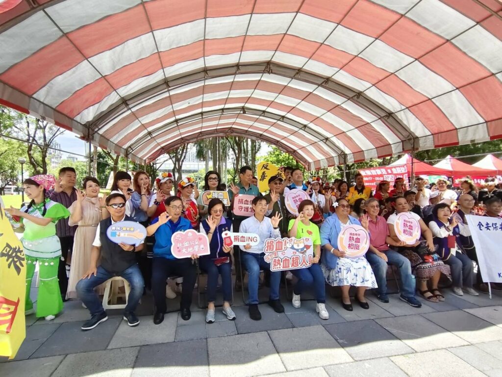 「公益捐血暨反毒音樂會」 吐瓦魯國 話 大使、劉文政合體創佳績
