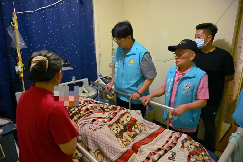 花蓮市公所關懷弱勢　魏嘉彥即時送暖助度難關
