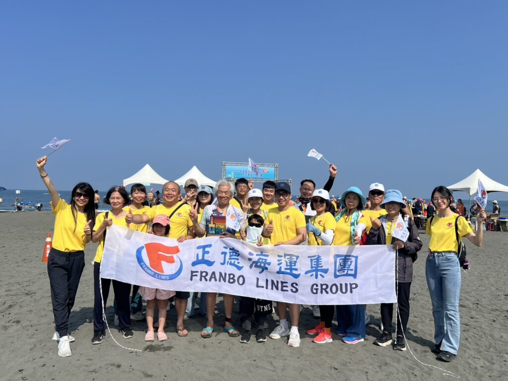 第一屆高雄市正德盃海上長泳賽盛大登場　逾900位泳士齊聚西子灣，挑戰海洋極限