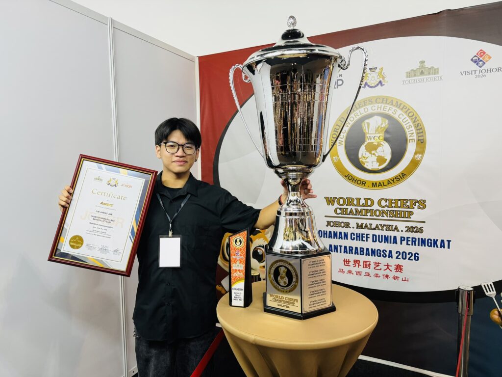 金牌全壘打！ 馬來西亞世界廚藝賽咖啡拉花 崑大餐飲系狂掃4金