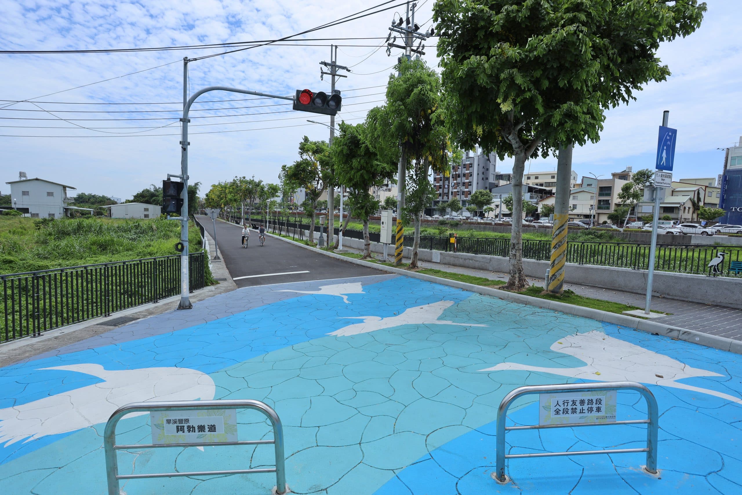 「旱溪豐原阿勃勒道」正式亮相！  中市打造人行友善水岸景觀廊道