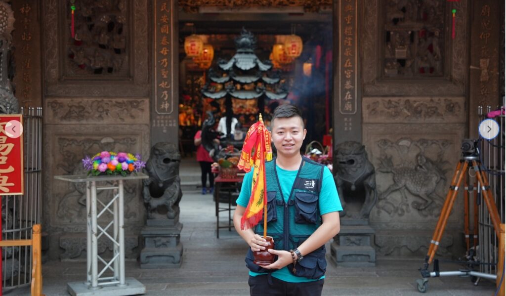 從一支令旗到公司守護神！《三清》導演陳毅首揭毅然媽祖故事　背後藏洋蔥