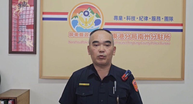 港灣新聞網／校園柵欄突降！屏東慈惠醫專大客車進校擦撞 柵欄與照後鏡雙雙受損